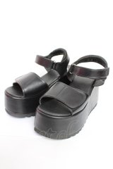 YOSUKE / 厚底ベルティッドサンダル S 黒 Y-25-12-01-021-PU-SH-SZ-ZY