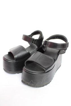 画像1: YOSUKE / 厚底ベルティッドサンダル S 黒 Y-25-12-01-021-PU-SH-SZ-ZY