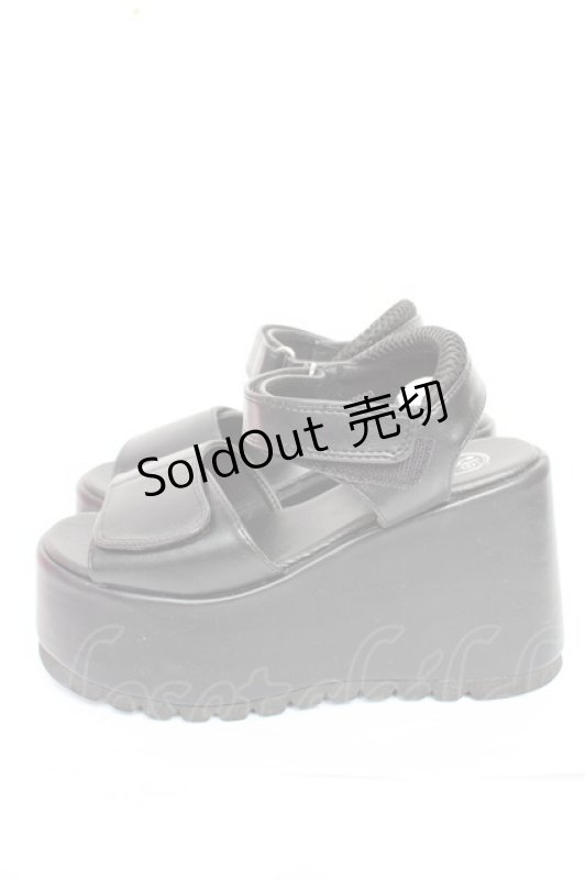 画像2: YOSUKE / 厚底ベルティッドサンダル S 黒 Y-25-12-01-021-PU-SH-SZ-ZTK034 (2)
