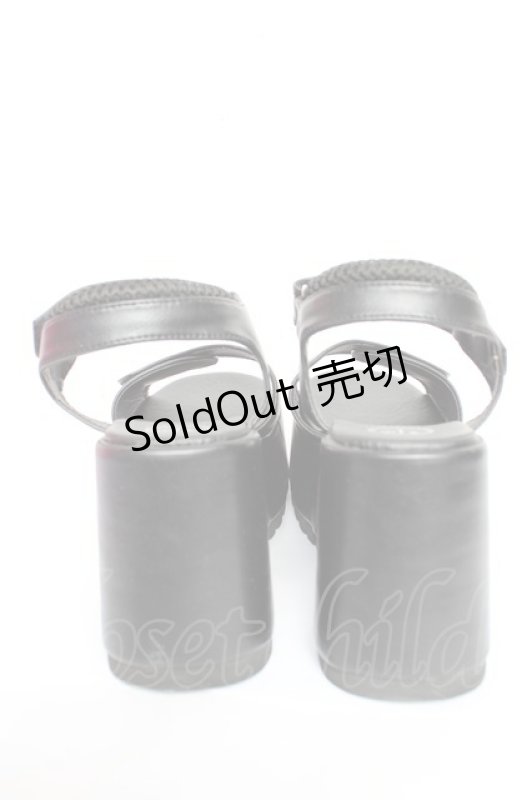 画像3: YOSUKE / 厚底ベルティッドサンダル S 黒 Y-25-12-01-021-PU-SH-SZ-ZTK034 (3)