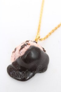 Q-pot. / 【原宿店限定】Sauced Strawberry Chocolate Ice Cream ネックレス  ストロベリー Y-25-12-04-007-QP-AC-SZ-ZY