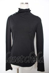 Ozz oneste / 裾刺繍ハイネックトップス  黒 Y-25-12-04-074-OO-TO-SZ-OS