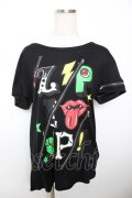 LISTEN FLAVOR / ZIPデザインTシャツ  黒 Y-25-12-04-111-PU-TO-SZ-ZY