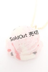 Q-pot. / Strawberry chocolate chip Ice cream ネックレス  ストロベリー Y-25-12-04-011-QP-AC-SZ-ZY