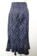 画像2: axes femme POETIQUE / オーナメント柄スカート M 紺 Y-25-12-04-142-AX-SK-SZ-ZY (2)