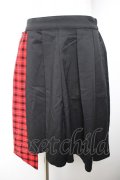 WORLD WIDE LOVE！(Rydia) / ぺろんちょ付きプリーツスカート 1 黒×赤 Y-25-12-04-163-PU-SK-SZ-ZY
