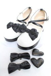 Queen Bee / クロスパンプス  白 Y-25-12-05-048-EL-SH-SZ-ZY