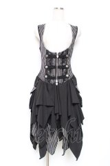 Ozz oneste / ローズ刺繍ロングベスト  黒×白 Y-25-12-05-107-OO-OP-SZ-OS