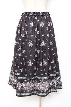 画像2: axes femme / すみれ柄サス付スカート M 黒 Y-25-12-05-152-AX-SK-SZ-ZY