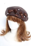 m petit by misako / AMミニリボンバスクベレー  ブラウン Y-25-12-05-027-LO-AC-SZ-ZY