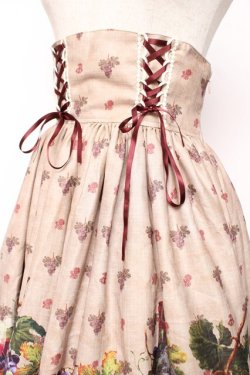 画像3: ALICE and the PIRATES / 秘密の冒険と幸せのワイナリー柄スカート  ベージュ Y-25-12-08-068-PA-SK-SZ-ZY