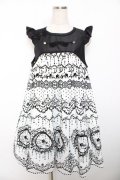 ALICE and the PIRATES / 夢喰いバクの空中散歩ジャンパースカート  オフ白×黒 Y-25-12-08-129-PA-OP-SZ-ZY