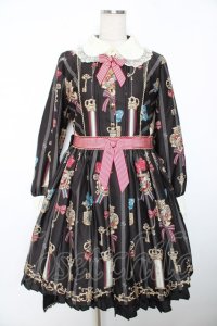 Angelic Pretty / British Keysワンピース  黒 Y-25-12-08-138-AP-OP-SZ-ZY