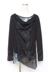 Rozen Kavalier / ドレープレイヤードプリントトップス  黒 Y-25-12-10-043-OO-TO-SZ-ZY