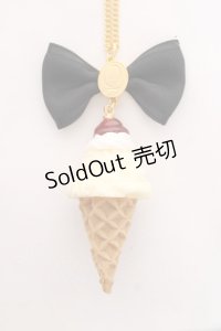Q-pot. / チェリーホイップアイスネックレス  バニラ Y-25-12-10-003-QP-AC-SZ-ZY