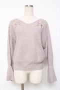 axes femme / パール使いフラワー刺しゅうニット M ラベンダー Y-25-12-11-046-AX-TO-SZ-ZY