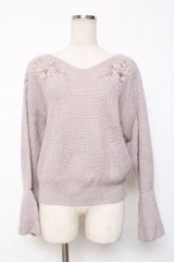 axes femme / パール使いフラワー刺しゅうニット M ラベンダー Y-25-12-11-046-AX-TO-SZ-ZY
