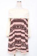 axes femme / 薔薇レースボーダーオフショルニットワンピース M 淡ピンク Y-25-12-11-017-AX-OP-SZ-ZY