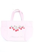 Maison de FLEUR / いちご刺繍サイドポケットトートバッグ F ピンク Y-25-12-12-081-LO-BG-SZ-ZY