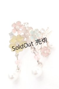 axes femme / ラビット×フラワーイヤリング  ゴールド Y-25-12-12-015-AX-AC-SZ-ZY