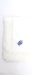 Moi-meme-Moitie / タイニーローズレース燭台刺繍スカーフ  白レース×青刺繍 Y-25-12-12-047-MO-ZA-SZ-ZY