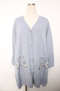 axes femme / バラ刺繍ロングニットカーデ M サックス Y-25-12-13-067-AX-TO-SZ-ZY