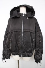 Honey Cinnamon / 袖レースアップ中綿ジャケット F 黒 Y-25-12-13-072-LO-JA-SZ-ZY