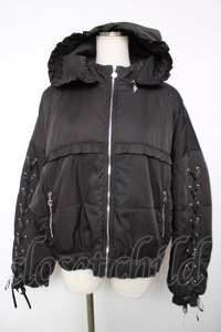 Honey Cinnamon / 袖レースアップ中綿ジャケット F 黒 Y-25-12-13-072-LO-JA-SZ-ZY