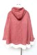 画像2: axes femme / 編み上げ裏ボアニットポンチョ  ピンク Y-25-12-13-132-AX-CO-SZ-ZY (2)