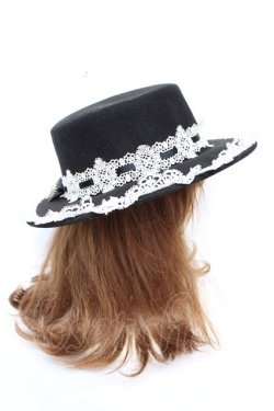 画像4: To Alice / チャーム付きフェルトハット  黒 Y-25-12-13-004-LO-AC-SZ-ZY