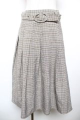 Fi.n.t / ベルト付きチェックタックスカート F ブラウン×ホワイト Y-25-12-17-137-CA-SK-SZ-ZY