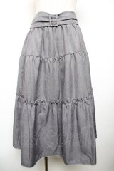 axes femme POETIQUE / ベルトデザインティアードスカート M グレー Y-25-12-17-148-AX-SK-SZ-ZY