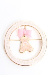 m petit by misako / TT*AMクマブローチ  中桃 Y-25-12-17-005-LO-AC-SZ-ZY