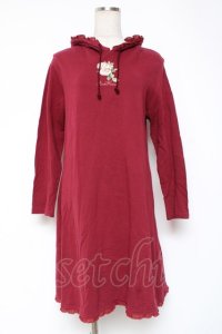 PINK HOUSE / 薔薇刺繍パーカーワンピース  赤 Y-25-12-20-062-LO-OP-SZ-ZY