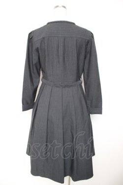 画像2: an another angelus / ピンストライプクレリック衿ロングワンピース F グレー Y-25-12-23-102-CA-OP-SZ-ZY