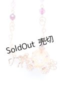 axes femme / メルヘン馬車ネックレス  アワピンク Y-25-12-25-022-AX-AC-SZ-ZY