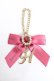 画像1: Maison de FLEUR / イニシャルリボンビジューチャーム  ダークピンク Y-25-12-27-003-LO-ZA-SZ-ZY (1)