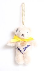 画像1: Maison de FLEUR / 横浜 ジョイナス限定 ぬいぐるみチャーム  クリーム Y-25-12-27-008-LO-ZA-SZ-ZT444-F001 (1)