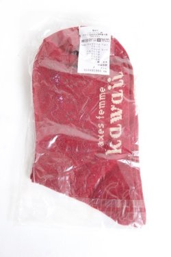 画像2: axes femme kawaii / 透かしレースアップ柄ソックス  赤 Y-25-12-27-011-AX-ZA-SZ-ZY