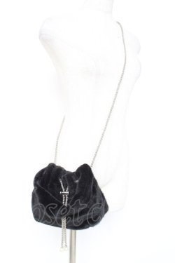 画像1: axes femme / チェーン使いファーバッグ  黒 Y-25-12-27-016-AX-BG-SZ-ZY