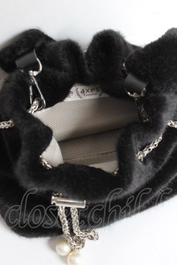 画像4: axes femme / チェーン使いファーバッグ  黒 Y-25-12-27-016-AX-BG-SZ-ZY