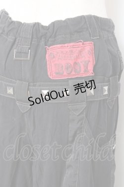 画像4: ALGONQUINS / ベルトスタッズハーフパンツ F 黒 Y-26-01-05-110-AL-PA-SZ-ZY