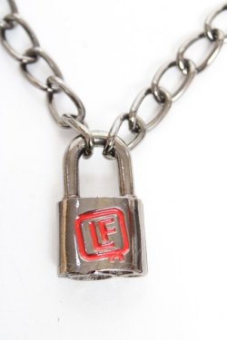 画像1: LISTEN FLAVOR / 南京錠ネックレス  黒 Y-26-01-05-003-PU-AC-SZ-ZY