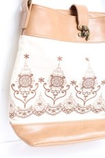 画像3: axes femme / キャンバス刺繍バッグ 280×310×120cm ベージュ Y-26-01-05-032-AX-BG-SZ-ZTK047 (3)