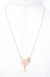 画像2: axes femme / ローズ×バタフライネックレス  ゴールド Y-26-01-09-006-AX-AC-SZ-ZT639-F002 (2)