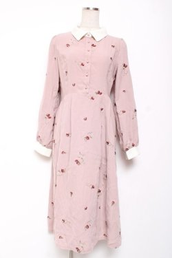 画像1: axes femme / 苺総刺繍ワンピース F ピンク Y-26-01-09-103-AX-OP-SZ-ZY