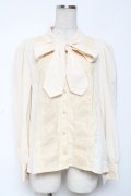 axes femme / 繊細レース重ねボウタイブラウス M 生成り Y-26-01-09-029-AX-BL-SZ-ZY