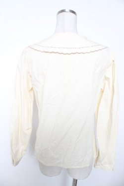 画像2: F i.n.t / 単色ローズブーケ刺繍ブラウス F アイボリー Y-26-01-16-097-CA-BL-SZ-ZY