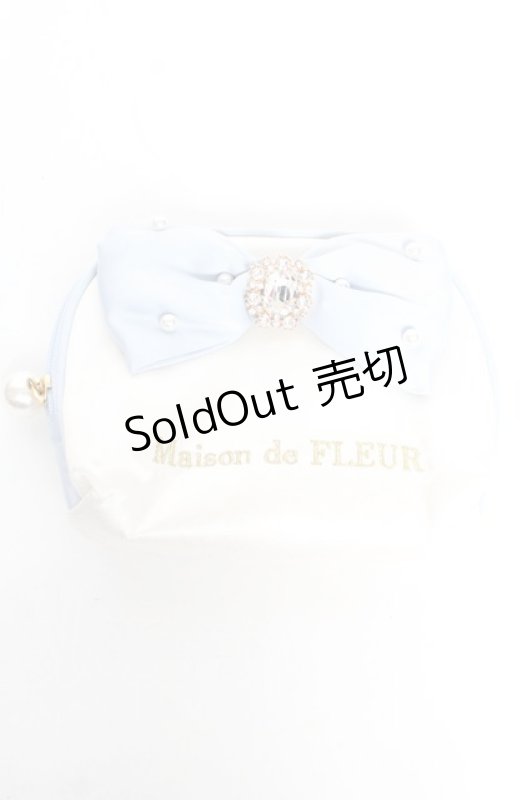 画像1: Maison de FLEUR / ウエディングビジュー ティッシュポーチ  ホワイト Y-26-01-16-014-LO-ZA-SZ-ZT618 (1)