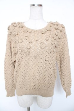 画像1: INGEBORG / カメリアモチーフ付きニット  ベージュ Y-26-01-16-117-LO-TO-SZ-ZY